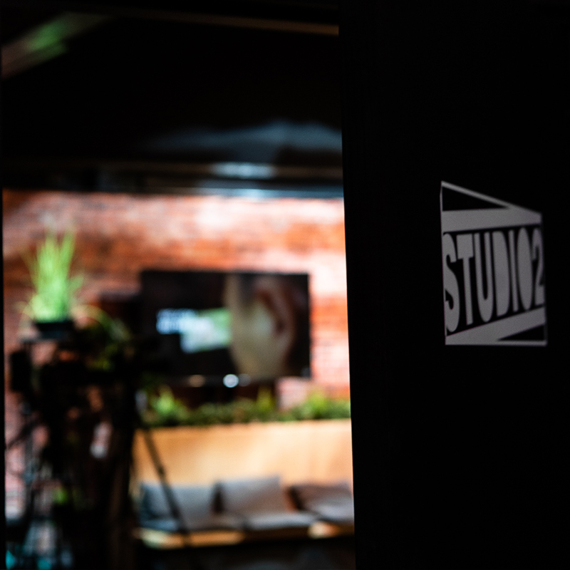 Studio2 | Online-ALV Deur naar Studio2 vergader en event locatie