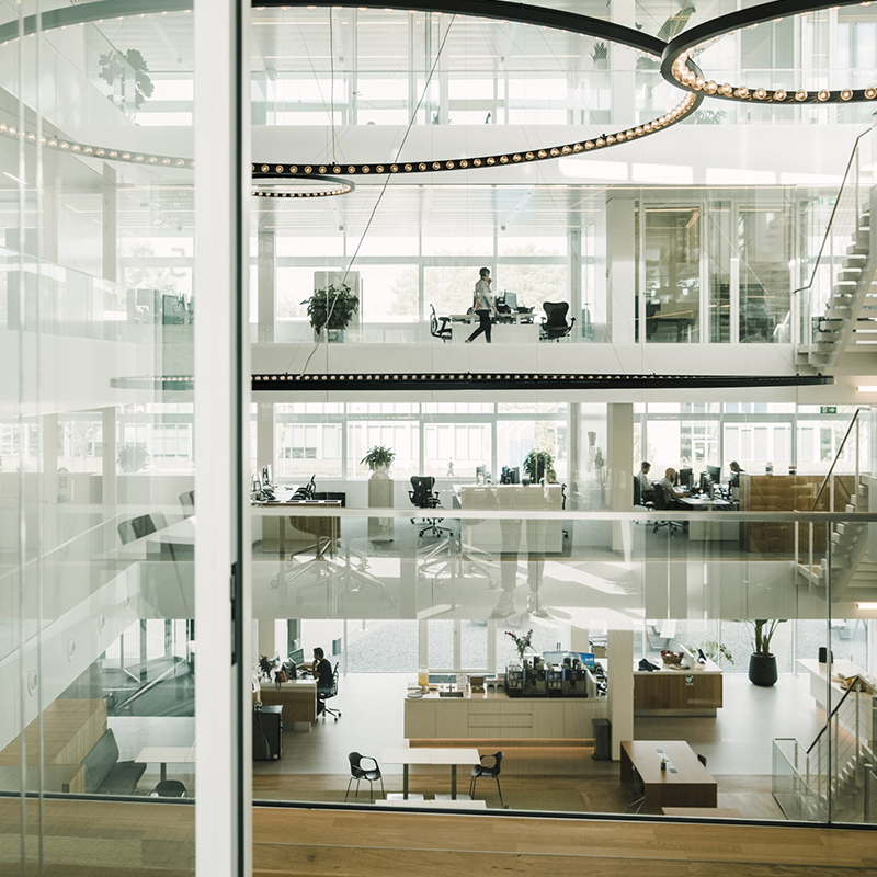 Studio Tilburg | Online-ALV Unieke vergader locatie Wissenraet Van Spaendonck in Tilburg
